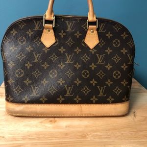 Louis Vuitton Alma